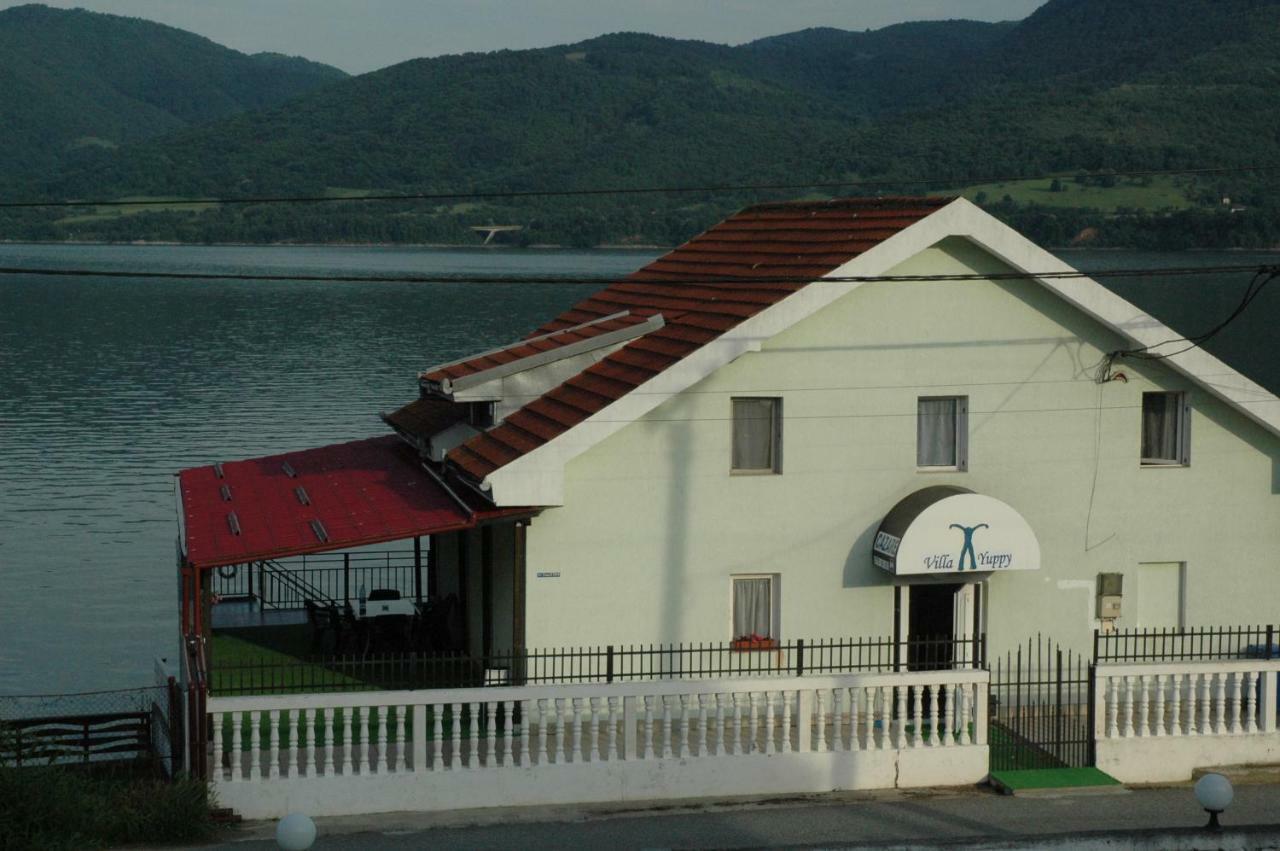 Appartamento Casa Yuppy Du Ieşelniţa Esterno foto
