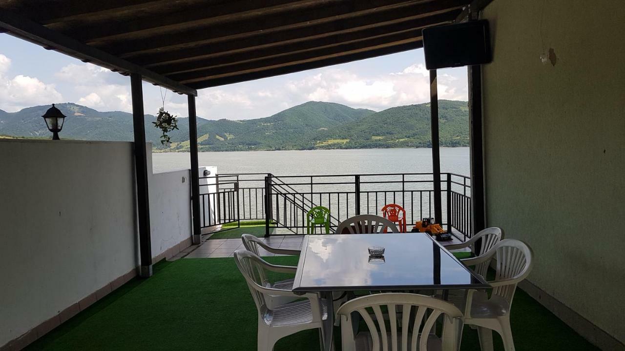 Appartamento Casa Yuppy Du Ieşelniţa Esterno foto